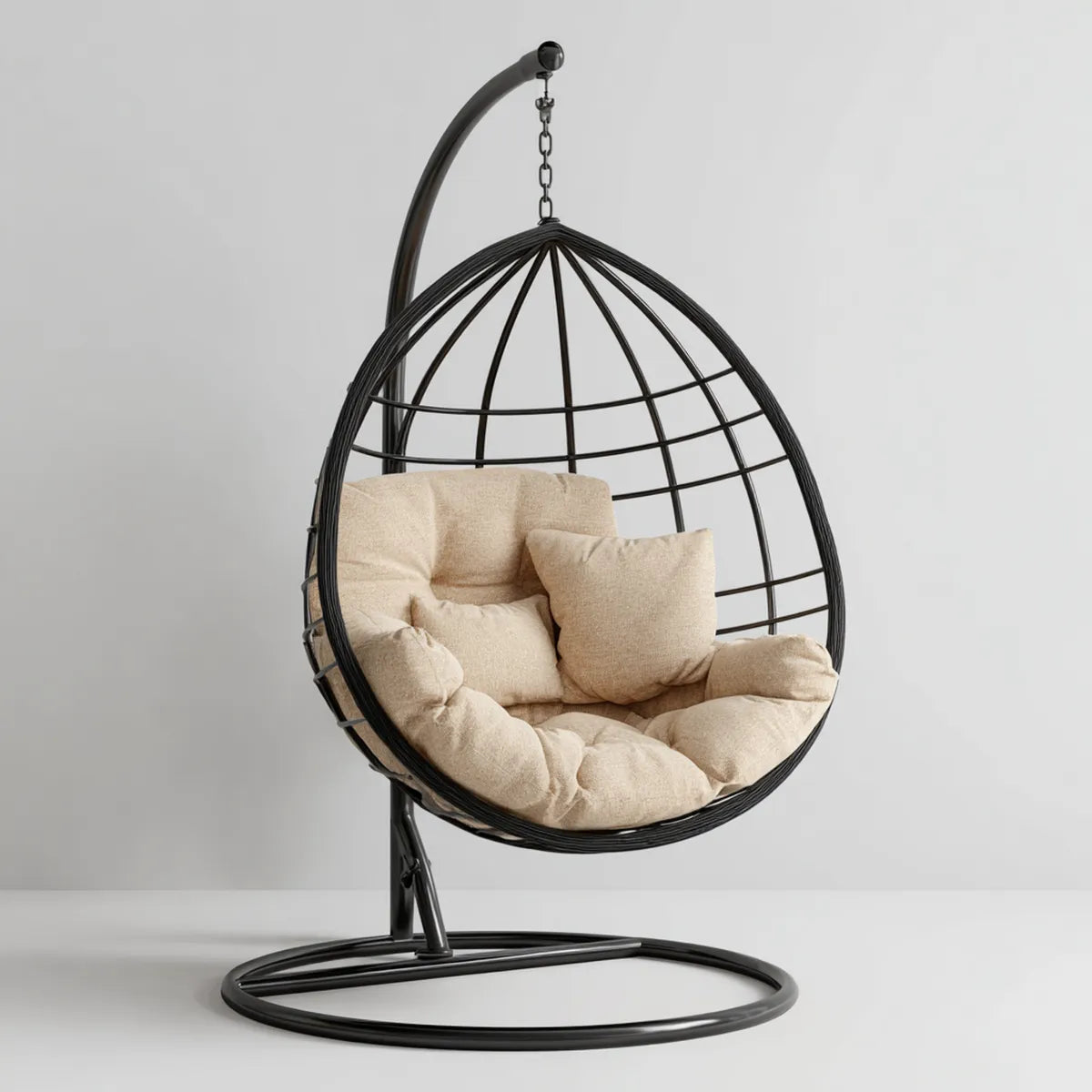 Hamak lub fotel wiszący, Krzesło wiszące z czarną i beżową stalą i rattanem, podparcie PE 105 x 95 x 198 cm
